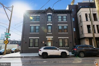 Building Photo - 1723 Francis St