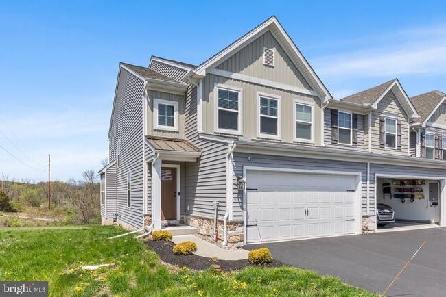 Building Photo - 315 Hayward Ct