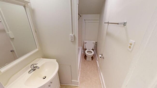 Building Photo - 706 Emmet St