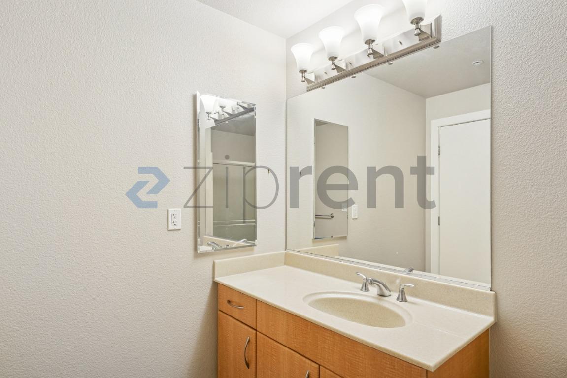 Building Photo - 1511 Jefferson St