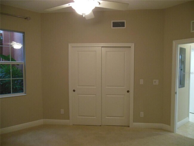 Building Photo - 1266 Riverscape St