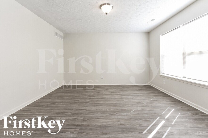 Building Photo - 1573 Winding Creek Trail