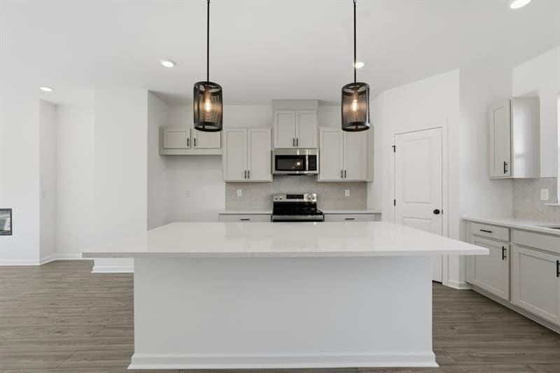 Building Photo - 6137 Wayburn St