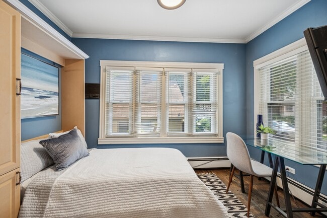 Building Photo - 138 Clinton Ave