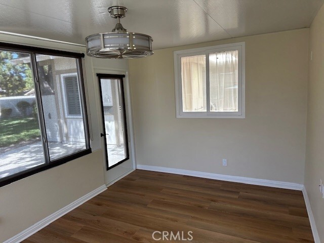 Building Photo - 385 Avenida Castilla
