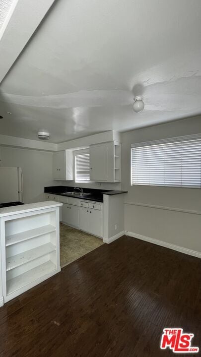 Building Photo - 832 S Gramercy Pl