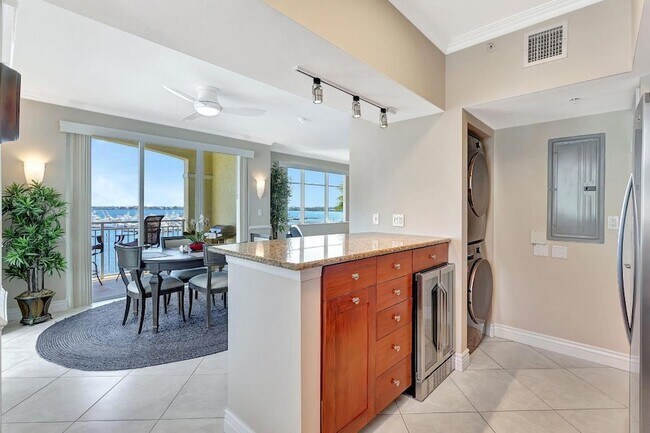 Building Photo - 775 NW Flagler Ave