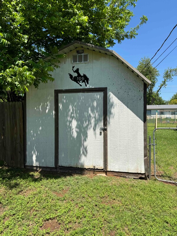 Building Photo - 106 Hope Ln