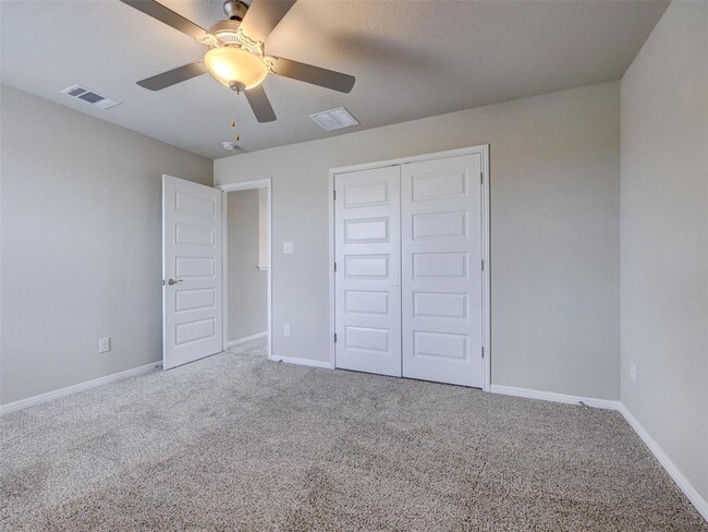 Building Photo - 10205 Mager Ln
