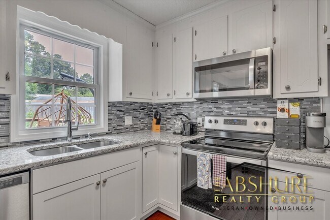 Building Photo - 2632 Meyerswood Dr