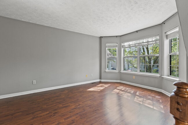Building Photo - 403 Windfield Pl