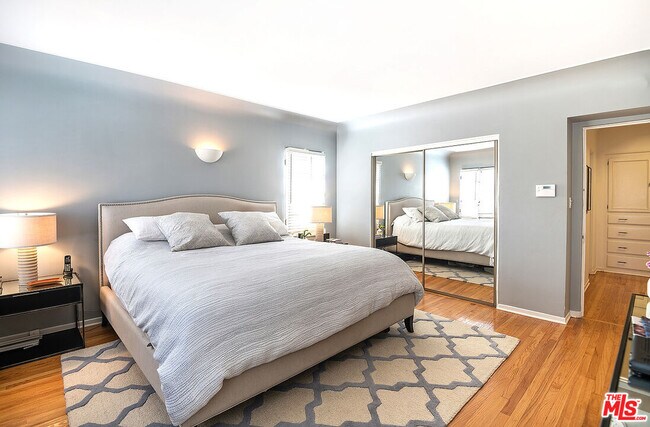 Building Photo - 6226 Drexel Ave