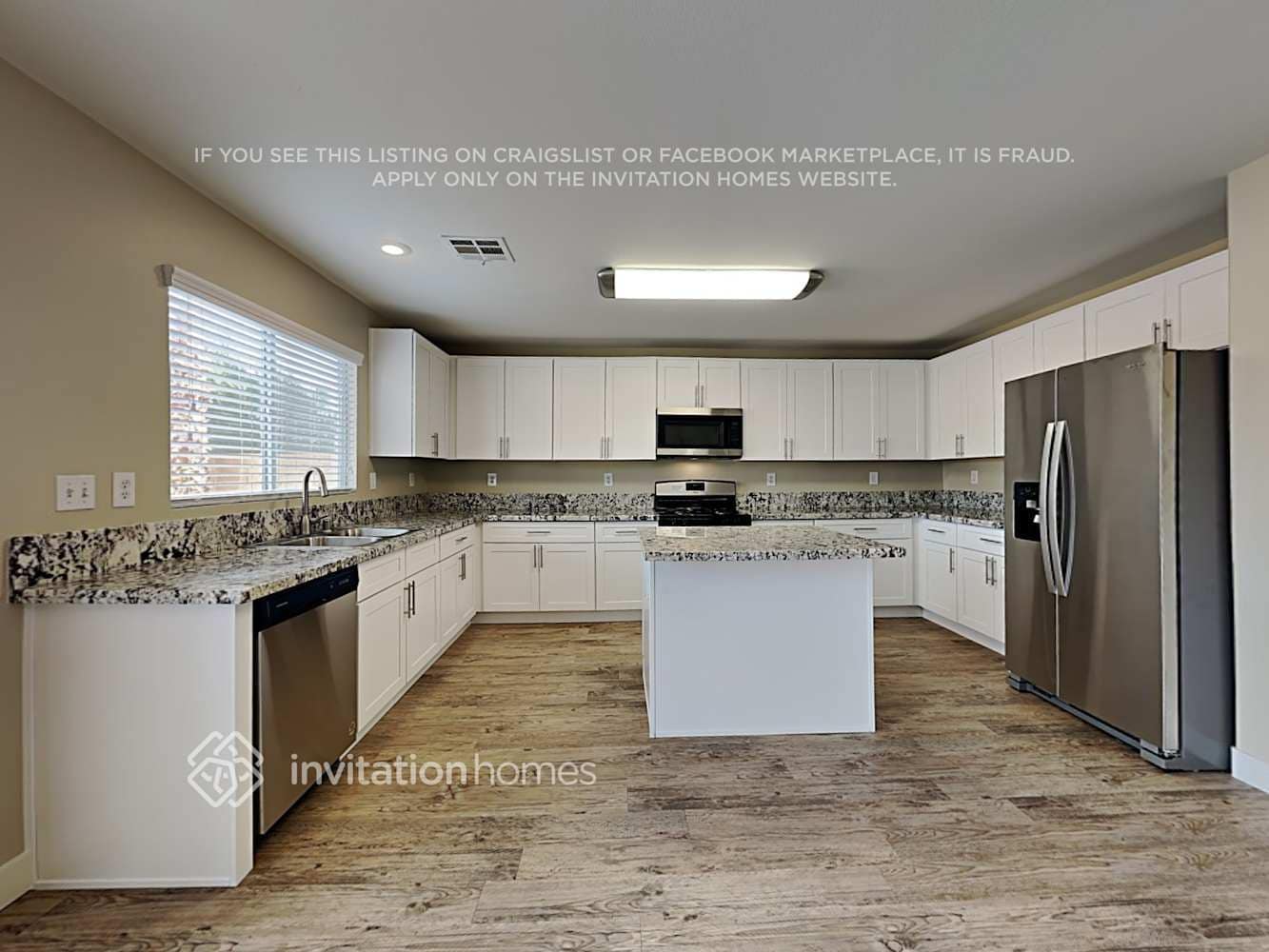Building Photo - 2506 Paradise Isle Ave