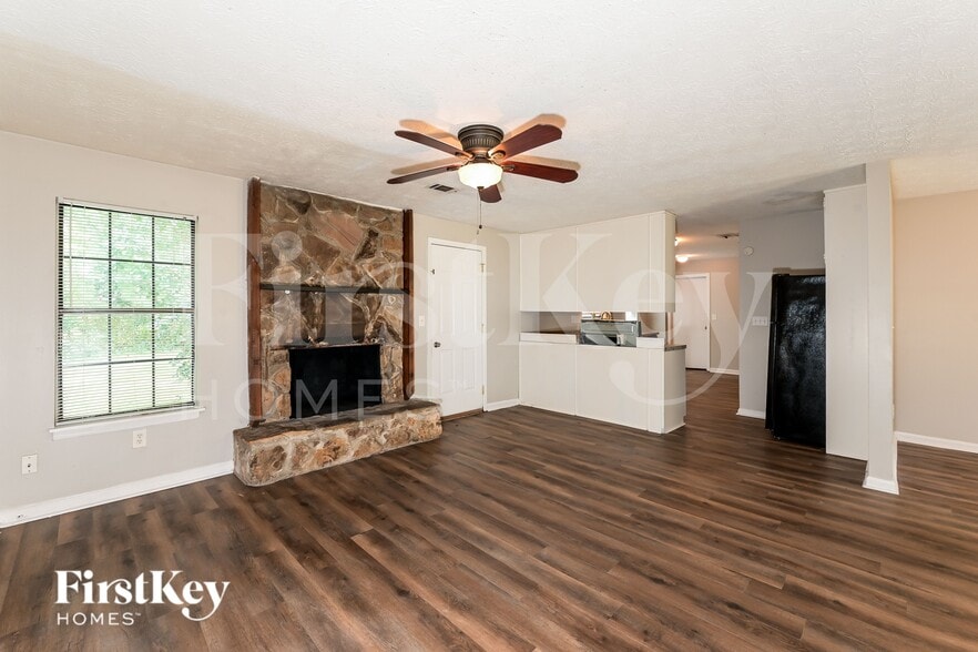 Building Photo - 3345 Newcastle Way