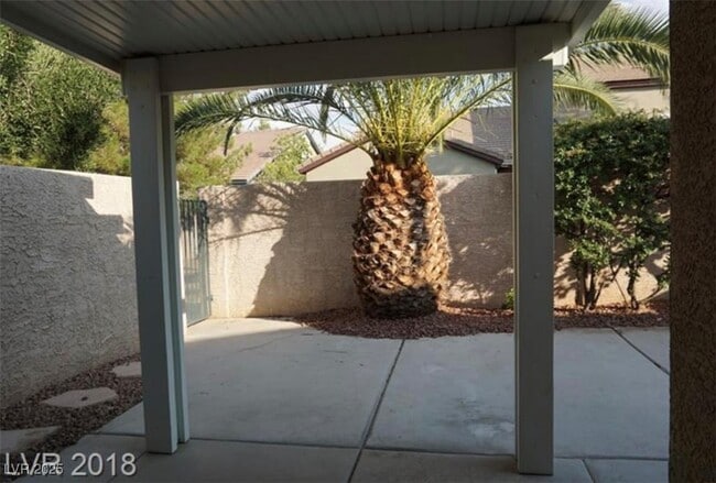 Building Photo - 10191 Birch Bluff Ln