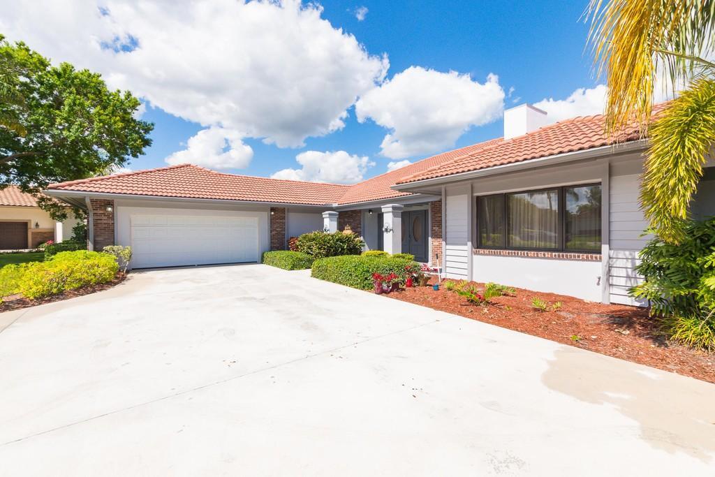 Building Photo - 3001 Conifer Dr