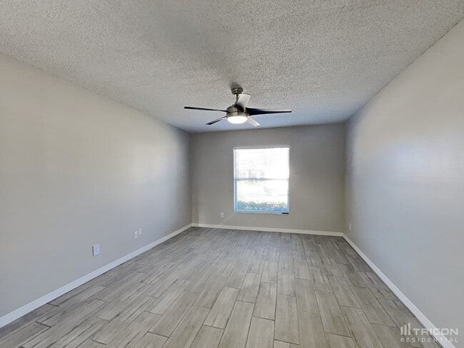 Building Photo - 2728 Ceram Ave
