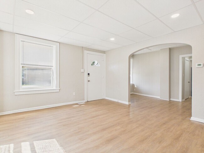 Building Photo - 3200 Green St