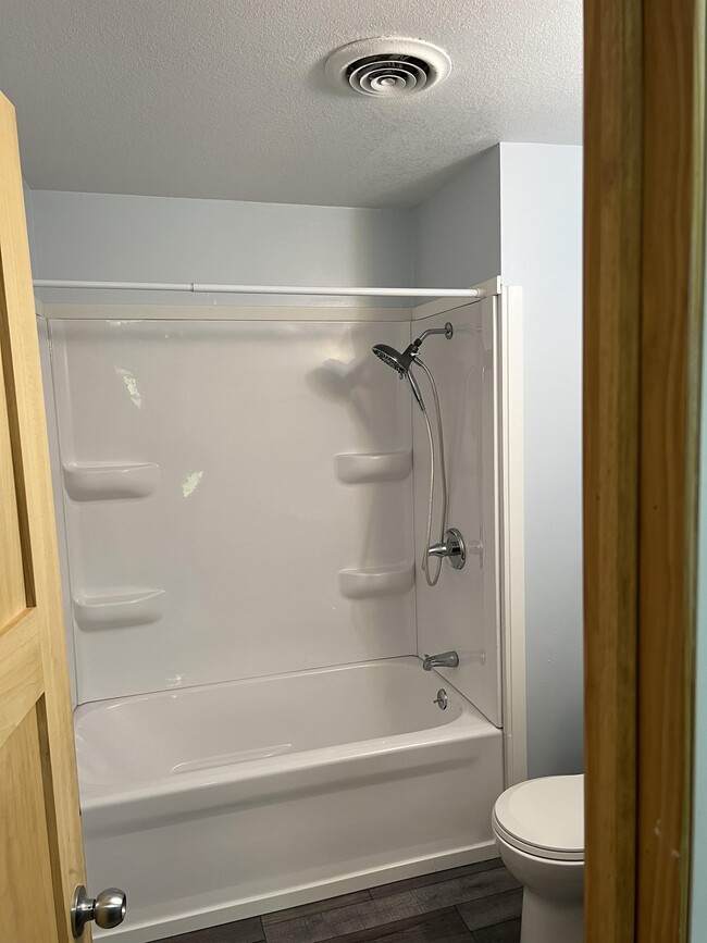 Building Photo - 2003 E Florida Ave