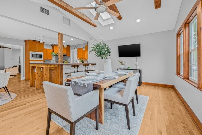 Building Photo - 106 OSE Rentals LLC