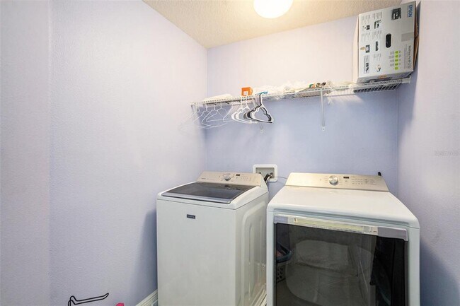 Building Photo - 15213 Capri Isle Ln