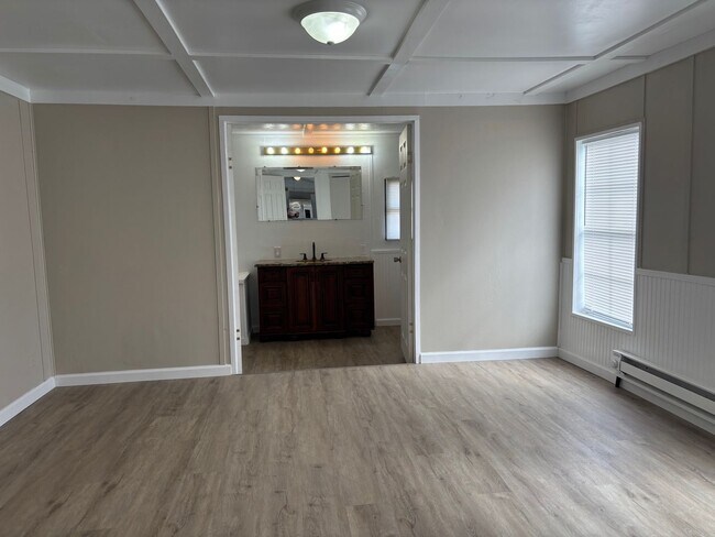 Building Photo - 2 BED, 2 BATH NEWLY REMOLDED MOBILE HOME IN PARK LOCATED IN EAGLE SPRINGS