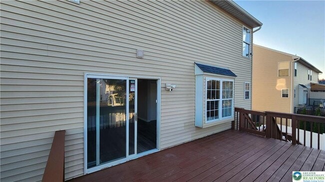 Building Photo - 2285 Juniper Dr