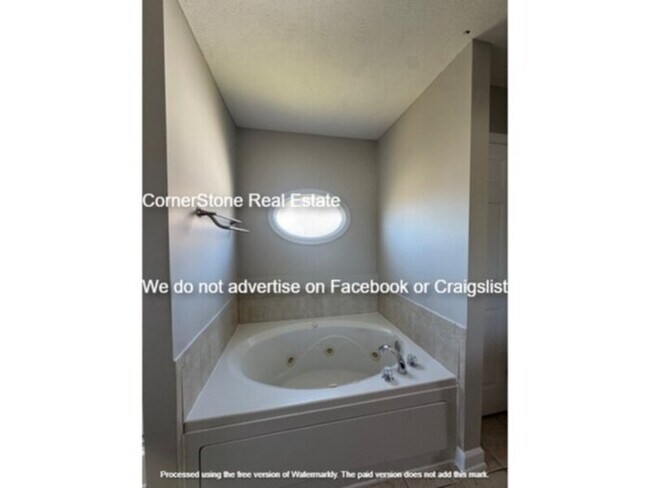 Building Photo - 1516 Timberrock Ct