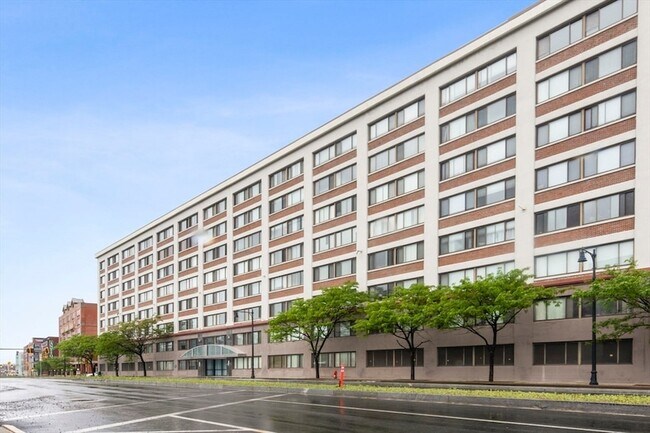 Building Photo - 169 Monsignor