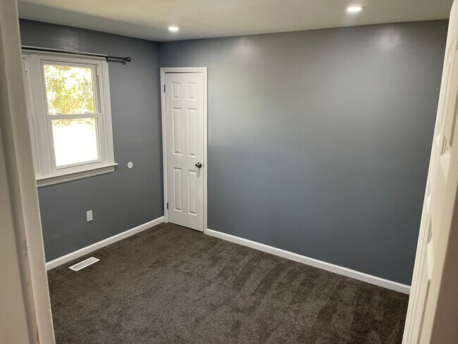 Building Photo - 1280 Lehman Ave