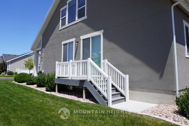 Building Photo - 3977 W Penstemon Wy