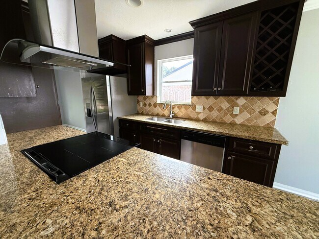 Building Photo - 8814 Stroud Dr