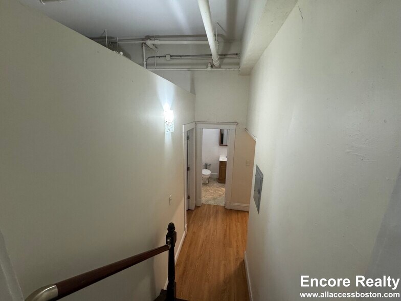 Building Photo - 1173 Boylston St
