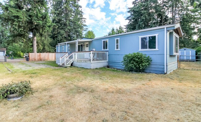 Building Photo - Updated 2 bedroom manufactured home on lar...