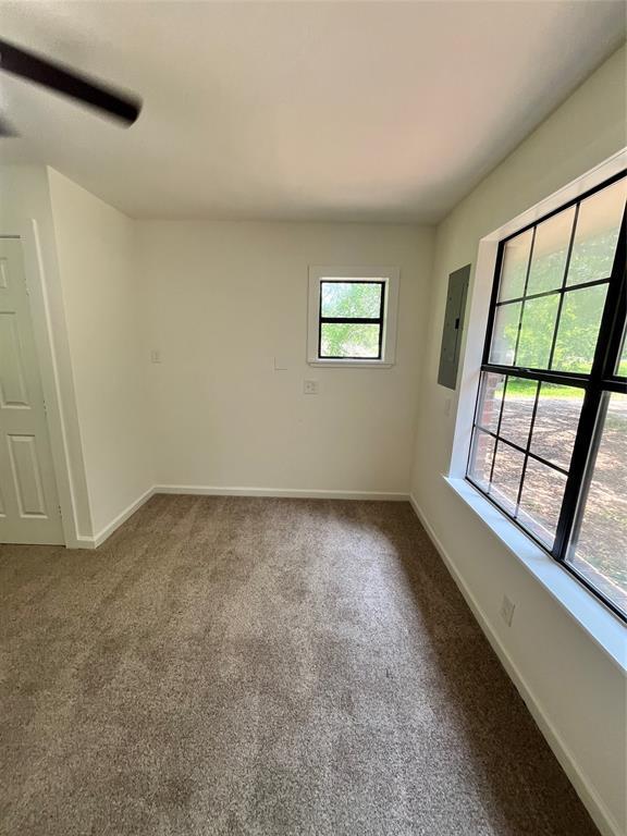 Building Photo - 2103 Bayou Dr