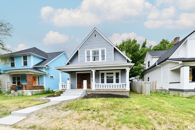 Building Photo - 852 N Rural St