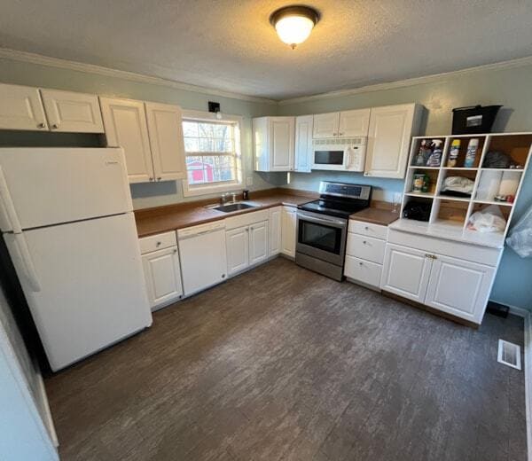 Building Photo - 380 Cardinal Dr
