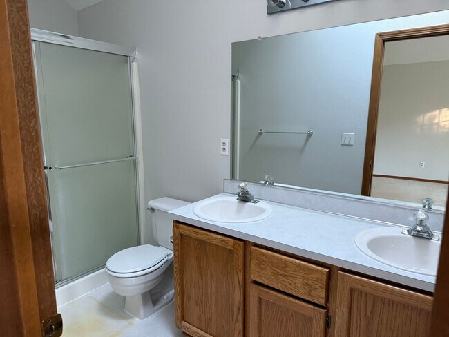 Building Photo - 5307 SW Brugger St