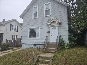 Building Photo - 2015 Myrtle St