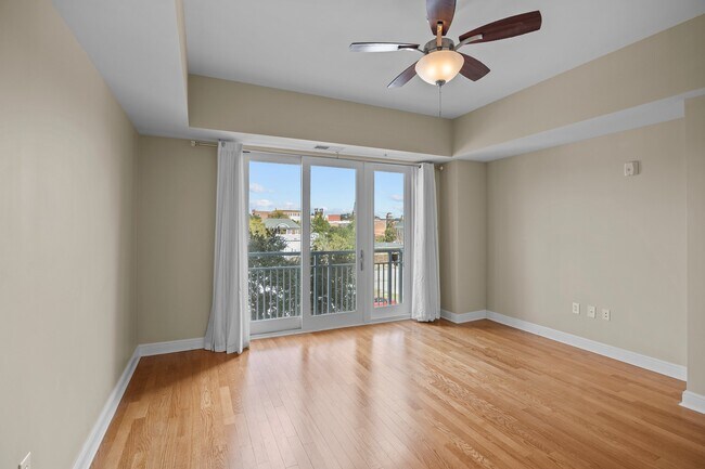 Building Photo - 235 Sky Sail Blvd