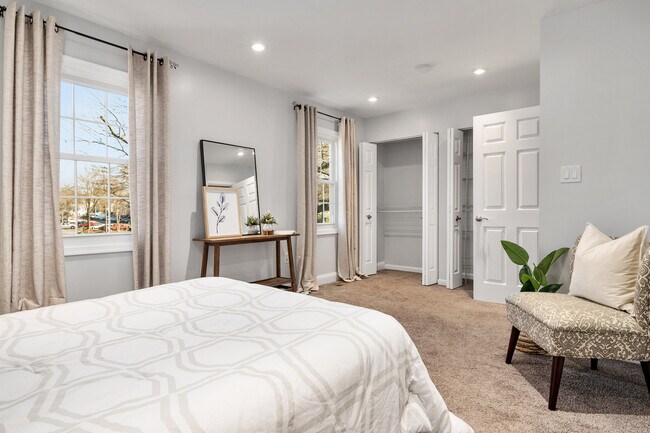 Building Photo - 1534 Lowell Ct