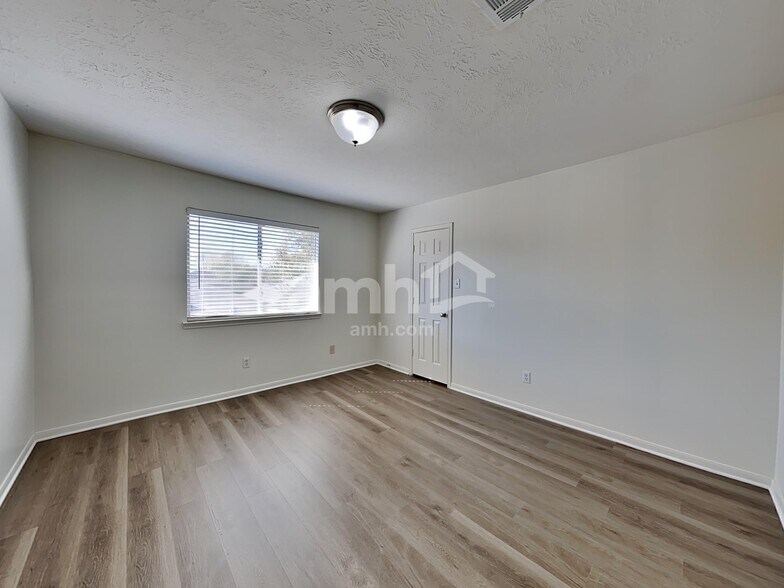 Building Photo - 19411 Rolling Sage Dr