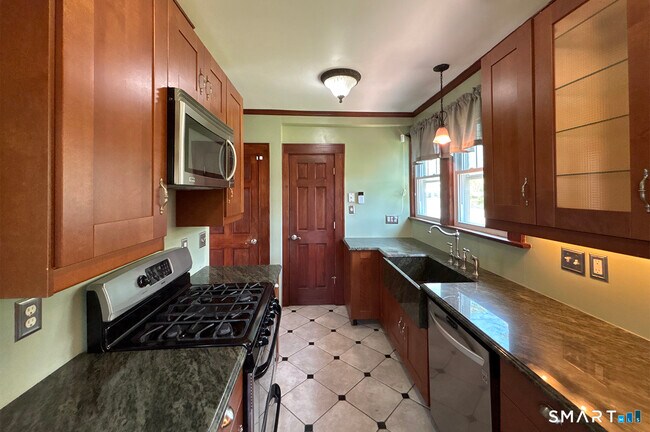 Building Photo - 751 Wilcoxson Ave
