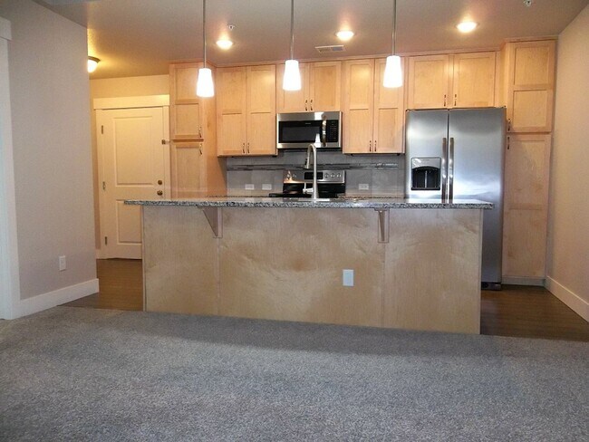 Building Photo - Secure, Stylish & Convenient – 2 Bed Condo in Loveland