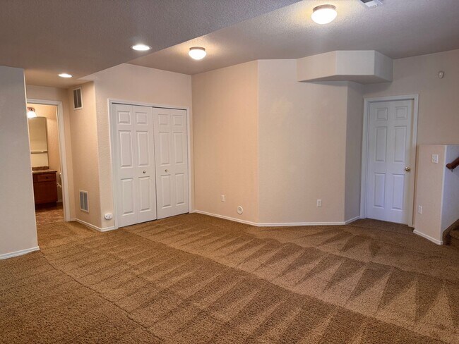 Building Photo - 4326 Susie View
