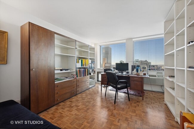 Building Photo - 1110 N Lake Shore Dr