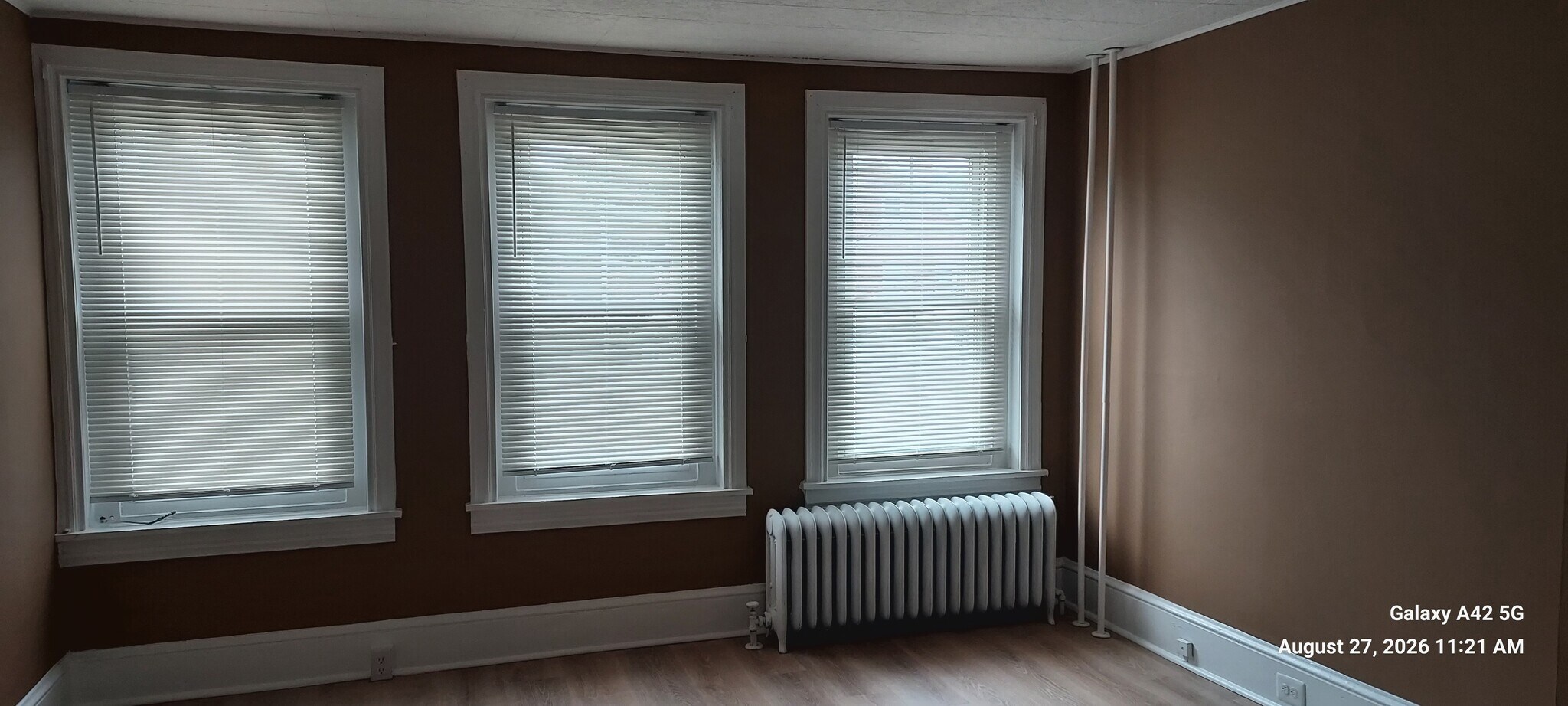 Living Room - 551 Washington St