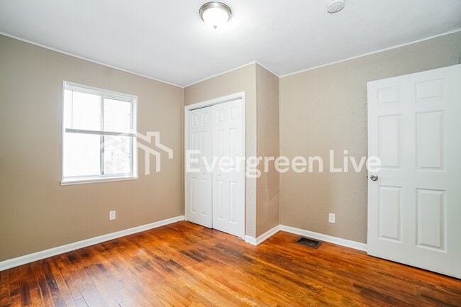 Building Photo - 1171 Studer Ave