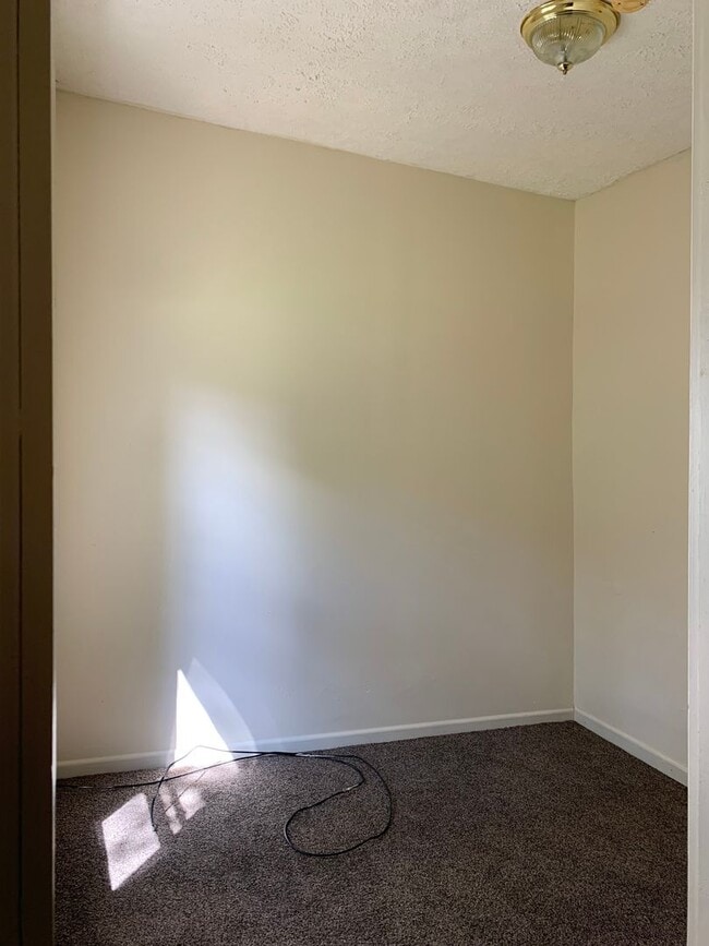 Building Photo - 822 Foote St