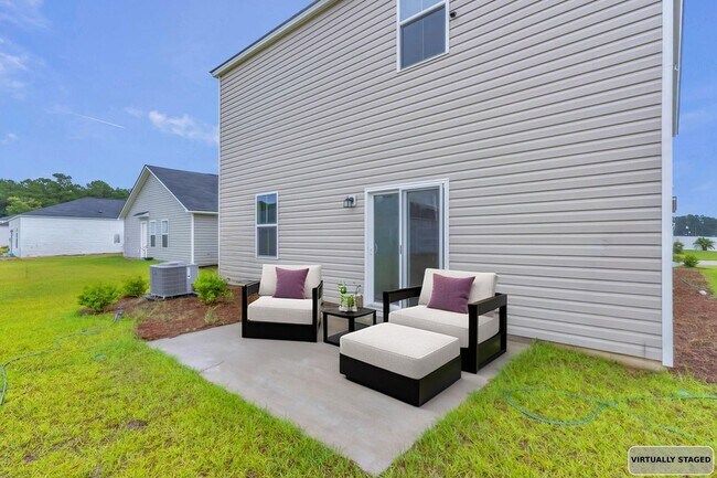 Building Photo - ***MOVE-IN SPECIAL*** $500 OFF OF YOUR FIR...